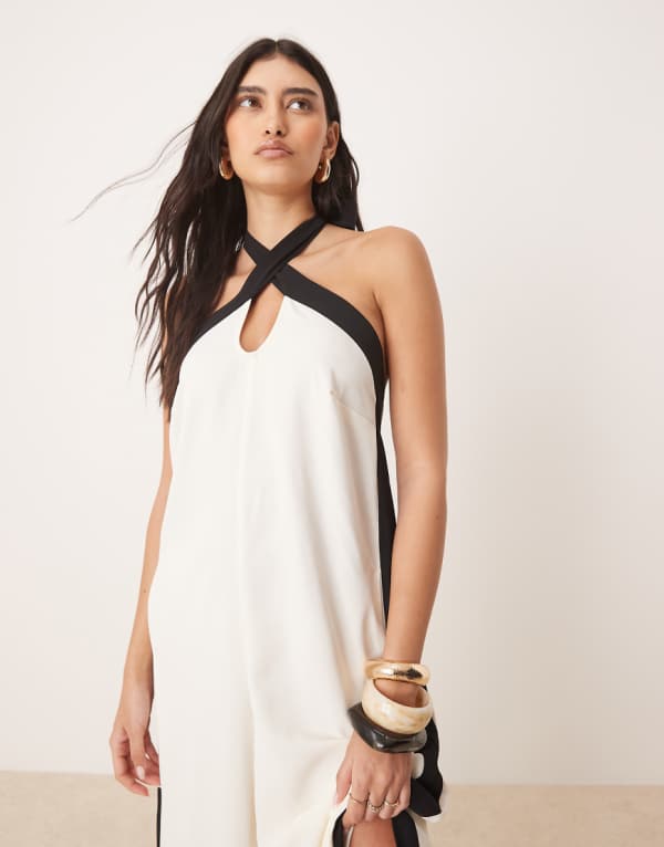 エイソス ASOS asos ASOS DESIGN クロスホルターコントラストスプリットレットジャンプスーツ（クリーム色） オールインワン レディース 女性 インポートブランド 小さいサイズから大きいサイズまで
