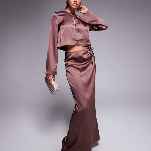 エイソス ASOS asos ASOS DESIGN ルーシュディテール サテン コーデュロイ マキシスカート（チョコレート） スカート レディース 女性 インポートブランド 小さいサイズから大きいサイズまで