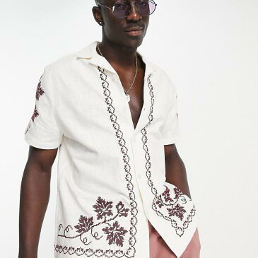 エイソス ASOS asos ASOS DESIGNは、織り目加工のコットンに花柄のボーダーが刺繍されたリラックスしたレヴェレシャツです。 トップス メンズ 男性 インポートブランド 小さいサイズから大きいサイズまで