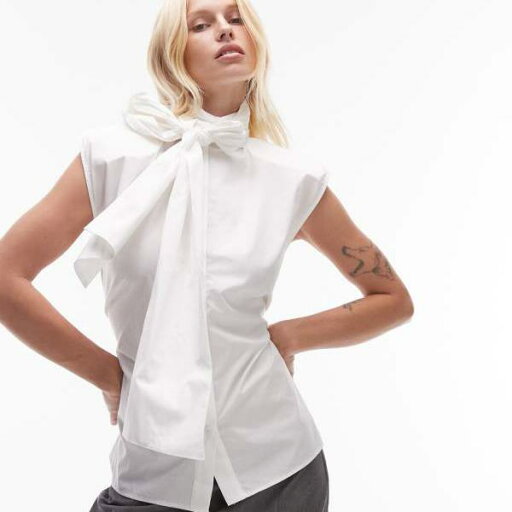 エイソス ASOS asos ASOS DESIGN ショルダーパッド付きタイネックブラウス(エクリュ) トップス レディース 女性 インポートブランド 小さいサイズから大きいサイズまで エイソス ASOS asos ASOS DESIGN ショルダーパッド付きタイネックブラウス(エクリュ) トップス レディース 女性 インポートブランド 小さいサイズから大きいサイズまで