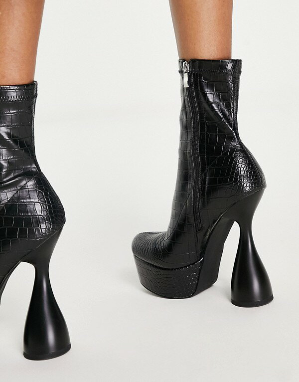 Simmi London WideFitフレアヒールプラットフォームブーツ（ブラッククロックス） 靴 レディース 女性 インポートブランド 小さいサイズから大きいサイズまで