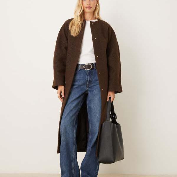 エイソス ASOS asos ASOS DESIGNのノーカラーブークレロングラインフォーマルコート（ビターチョコレート） アウター レディース 女性 インポートブランド 小さいサイズから大きいサイズまで