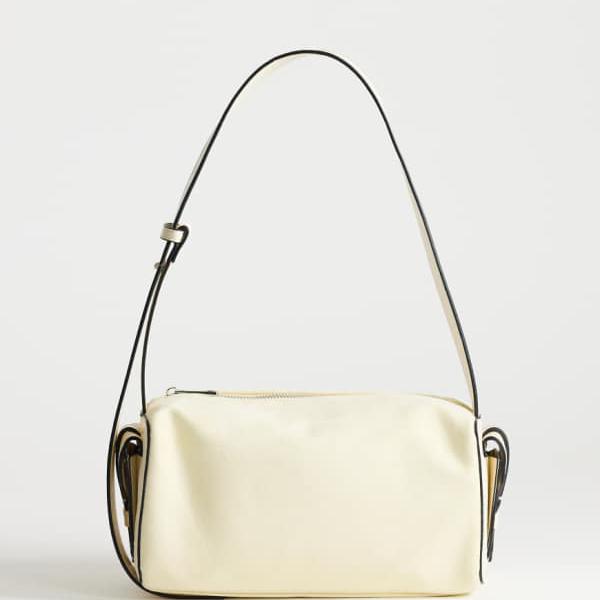 トップショップ Topshop TOPSHOP トップショップ サブリナ ミディアム スエード調ショルダーバッグ（ポケット付き、クリーム色） 鞄 レディース 女性 インポートブランド