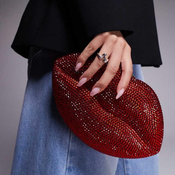 リバーアイランド River Island RIVER ISLAND リバーアイランド ディアマンテ リップシェイプ ハート クラッチバッグ（レッド） 鞄 レディース 女性 インポートブランド(4)