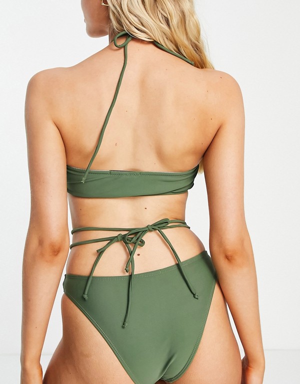 ミスガイデッド Missguided カーキ色のミスガイデッドホルターネックビキニトップ 水着 レディース 女性 インポートブランド 小さいサイズから大きいサイズまで