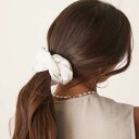 エイソス ASOS asos ASOS DESIGNのオーガンザディテールのオーバーサイズシュシュ(ホワイト) アクセサリー レディース 女性 インポートブラン...