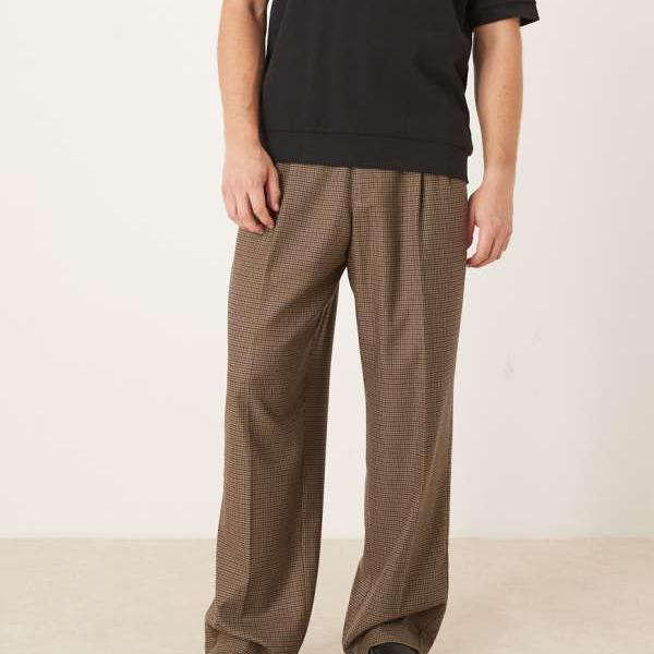 エイソス ASOS asos ASOS DESIGNのブラウンのハウンドトゥース柄のスマートなワイドレッグパンツ。ウエストは半分ゴム仕様。 パンツ ボトム メンズ 男性 インポートブランド 小さいサイズから大きいサイズまで