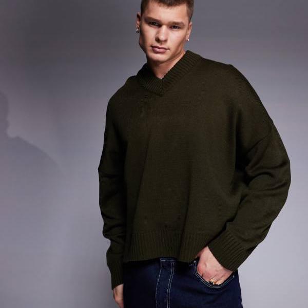 エイソス ASOS asos ASOS DESIGN スーパーオーバーサイズ ボックスフィット ニット Vネック ジャンパー（カーキ） トップス メンズ 男性 インポートブランド 小さいサイズから大きいサイズまで