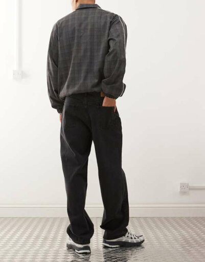 オベイ Obey Obeyのクラシックなバギージーンズ(色褪せたブラック) パンツ ボトム メンズ 男性 インポートブランド 小さいサイズから大きいサイズまで