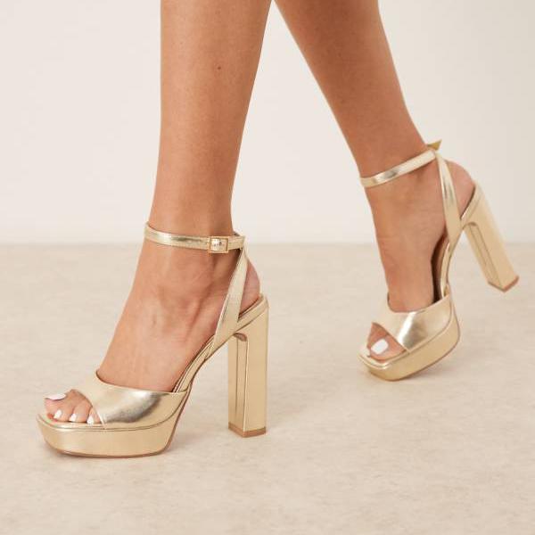 エイソス ASOS asos ASOS DESIGN ナポリ プラットフォーム ベア ゼア ブロックヒール サンダル（ゴール..