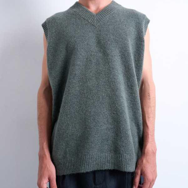 トップマン Topman TOPMAN トップマンのオーバーサイズフィットニットVネックタンクトップ（セージグリーン） トップス メンズ 男性 インポートブランド 小さいサイズから大きいサイズまで