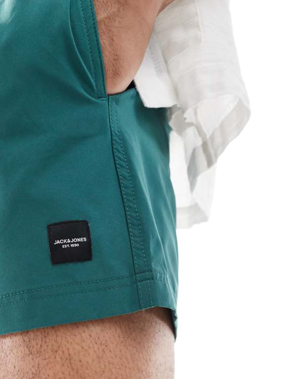 ジャックアンドジョーンズ Jack & Jones ジャック＆ジョーンズの緑色の水着ショーツ 水着 メンズ 男性 インポートブランド 小さいサイズから大きいサイズまで