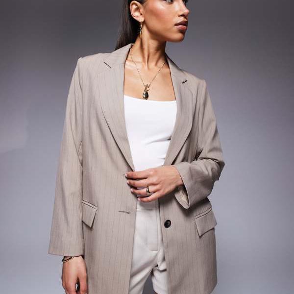 リバーアイランド River Island RIVER ISLAND リバーアイランドのオーバーサイズブレザー(ベージュ) アウター レディース 女性 インポートブランド 小さいサイズから大きいサイズまで