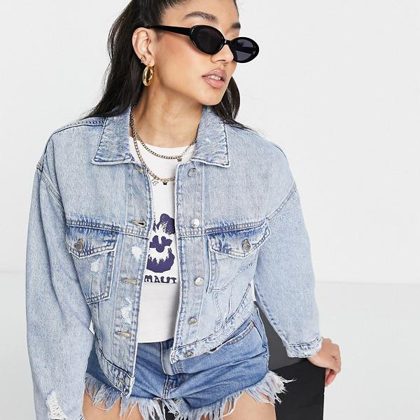 ストラディヴァリウス Stradivarius ミディアムブルーのリップが入ったストラディバリウスのクロップドデニムジャケット アウター レディース 女性 インポートブランド 小さいサイズから大きいサイズまでのサムネイル