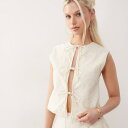 リクレイムドヴィンテージ Reclaimed Vintage パール刺繍のコーディネイトが施された、ヴィンテージ限定版タイフロントトップ トップス レディース ...