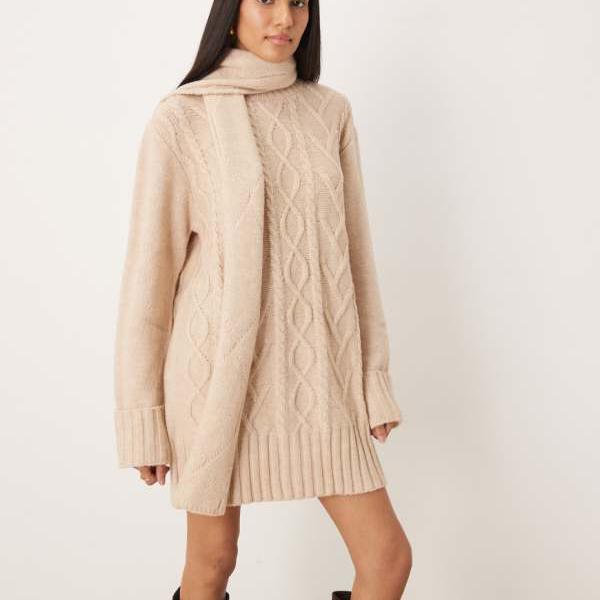 プリティーラビッシュ Pretty Lavish Pretty Lavishのスカーフネックケーブルニットミニジャンパードレス（ニュートラル） ワンピース レディース 女性 インポートブランド 小さいサイズから大きいサイズまで