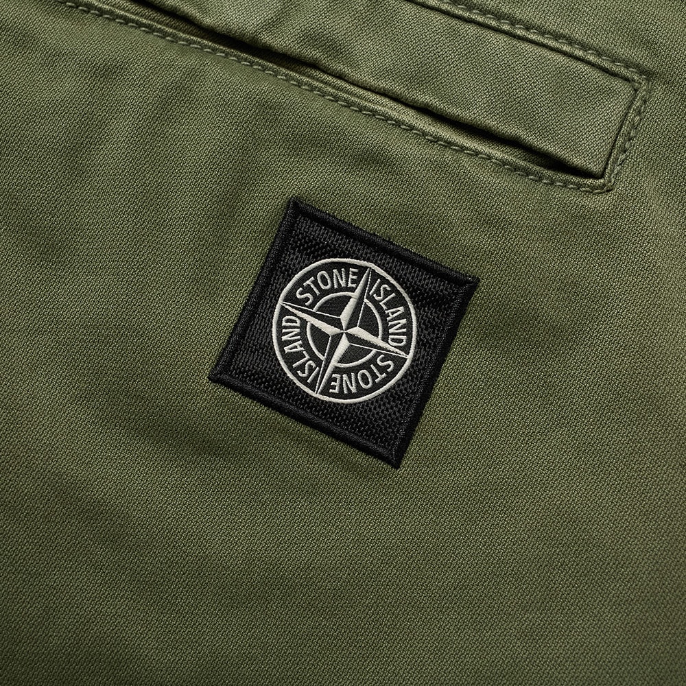 ストーンアイランド Stone Island Stone Island BrokenTwillパッチレギュラーチノ パンツ ボトム メンズ 男性 インポートブランド 小さいサイズから大きいサイズまで