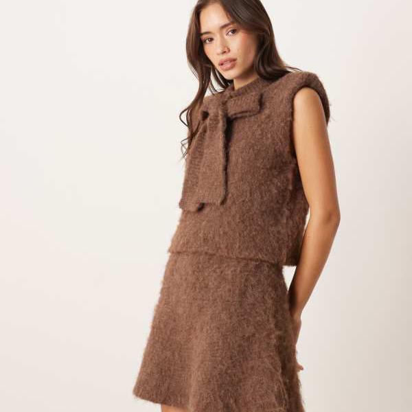 エイソス ASOS asos ASOS DESIGN チョコレート色のフリップAラインスカート スカート レディース 女性 インポートブランド 小さいサイズから大きいサイズまで