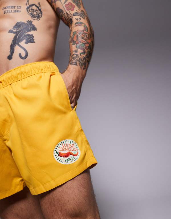 エイソス ASOS asos ASOS DESIGN ショート丈スイムショーツ（イエロー） 水着 メンズ 男性 インポートブランド 小さいサイズから大きいサイズまで