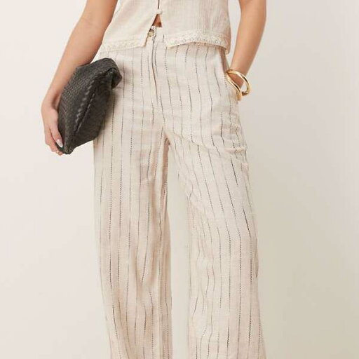 エイソス ASOS asos ASOS DESIGNの、ナチュラルなスクイグルストライプのリネンを使用したリラックスストレートレッグパンツ ボトム レディース 女性 インポートブランド 小さいサイズから大きいサイズまで エイソス ASOS asos ASOS DESIGNの、ナチュラルなスクイグルストライプのリネンを使用したリラックスストレートレッグパンツ ボトム レディース 女性 インポートブランド 小さいサイズから大きいサイズまで