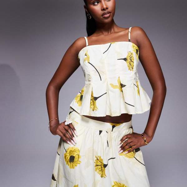 リバーアイランド River Island RIVER ISLAND リバーアイランドの花柄キャミソールトップ（イエローコ..