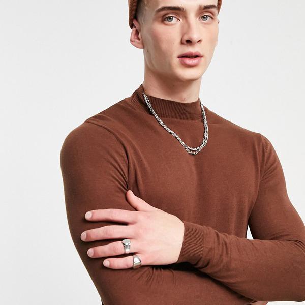 エイソス ASOS asos ASOS DESIGNニットマッスルフィットタートルネックジャンパー（ブラウン） トップス メンズ 男性 インポートブランド 小さいサイズから大きいサイズまで