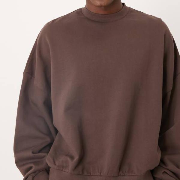エイソス ASOS asos ASOS DESIGN エッセンシャル エクストリーム オーバーサイズ スウェットシャツ(ブラウン) トップス メンズ 男性 インポートブランド 小さいサイズから大きいサイズまで