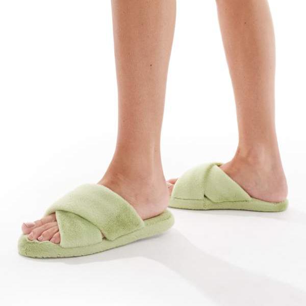 ブレイブソウルのフェイクファースライダースリッパ（ライトグリーン） 部屋着 レディース 女性 インポ..