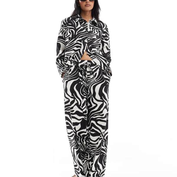 エイソス ASOS asos ASOS DESIGNのリネン風プルオンパンツ（ゼブラ柄プリント） パ