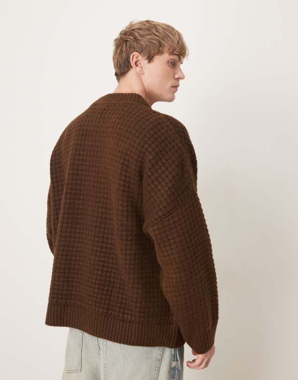 エイソス ASOS asos ASOS DESIGN スーパーオーバーサイズ ボックスフィット ワッフルテクスチャニット クルーネック ジャンパー（ブラウン） トップス メンズ 男性 インポートブランド 小さいサイズから大きいサイズまで