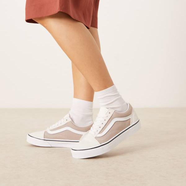 ヴァンズ Vans VANS バンズ Vans Old Skool トレーナー（ニュートラルツートン） 靴 レディース 女性 インポートブランド 小さいサイズから大きいサイズまで(4)