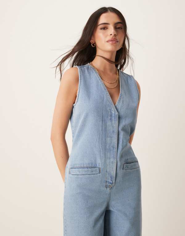 エイソス ASOS asos ASOS DESIGN デニム ノースリーブ ジャンプスーツ（タイバック、ライトウォッシュブルー） オールインワン レディース 女性 インポートブランド 小さいサイズから大きいサイズまで