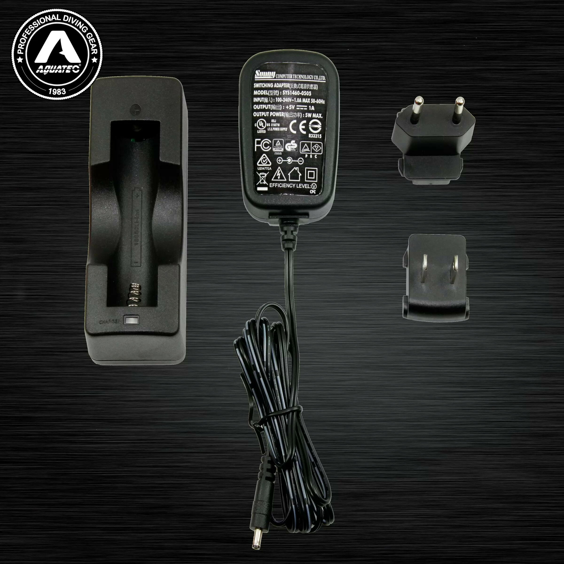AQUATEC（アクアテック）の「CGR-18650」は、18650バッテリー用の充電器です。 ダイビングライトなどに使用される18650バッテリーの充電に対応するアクセサリーです。 ・18650バッテリー用充電器：18650規格のバッテリーの充電に使用します。 ・ダイビングライト関連アクセサリー：ダイビング用LEDライトなどのバッテリー充電に。 ・AQUATEC製の18650充電式リチウムイオンバッテリーを使用するダイビングライト向け充電器です。 ※ご使用になるバッテリーの種類・仕様と充電器の適合性を必ずご確認ください。 ※バッテリーは付属しません。