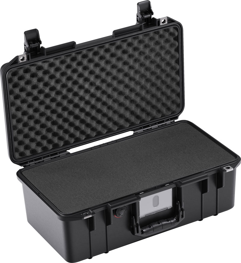 PELICAN(ペリカン) 1506 エアケース フォーム付き ブラック 18L [015060-0000-110] 1506 Air Case with Form Black カメラ ケース 2