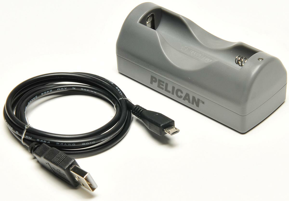 PELICAN ペリカン 2388 USBチャージャー 充電用 [02380R-3030-000] 対応機種:7000/7610/7620