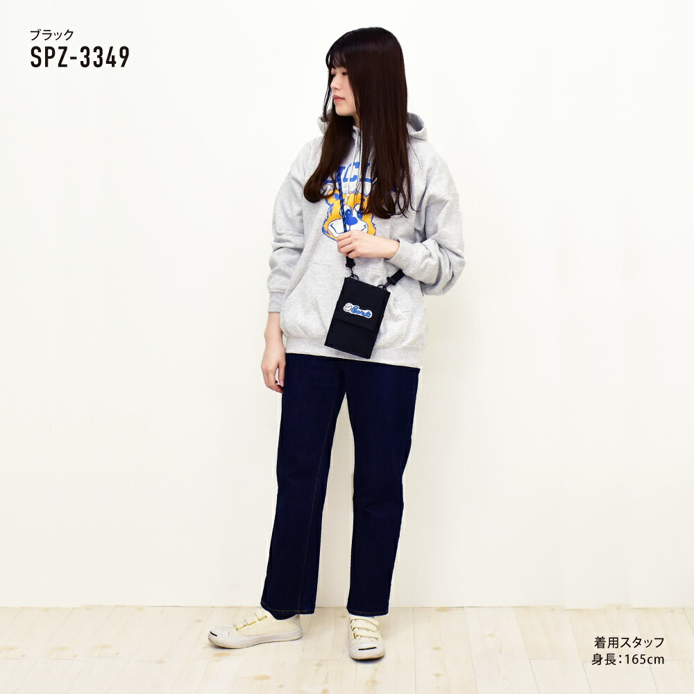 【スーパーSALE 30%OFFクーポン対象】スヌーピー サコッシュ 2way ショルダーバッグ 撥水 パスポートケース スマホポーチ チケットホルダー 便利グッズ 多機能 レディース メンズ 女子 通勤 通学 旅行 海外旅行 修学旅行 大人 学生 子供 おしゃれ かわいい キャラクター dixel-10004262 Dixel サンプル画像3