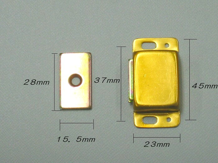 マグネットキャッチ 家具金物 マグネットキャッチ M-70金 家具扉 戸棚 ドアキャッ...