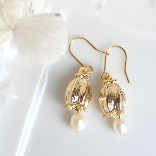鈴蘭淡水パール一粒ピアス/イヤリング