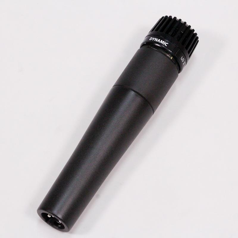 Rakuten - SHURE USED 中古 SM57 (シュア)(定番ダイナミックマイク)(楽器・ギターレコーディング定番) レコーディング マイク