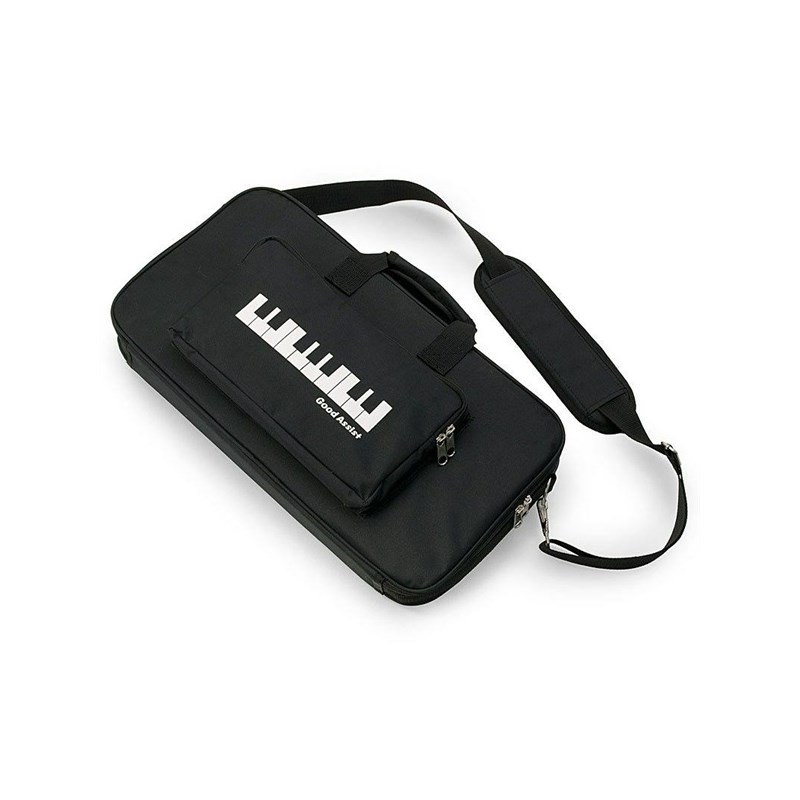 楽器種別：新品甲南/新品 商品一覧＞＞シンセサイザー・電子楽器【〜5，000円】 商品一覧＞＞シンセ・キーボードアクセサリ/その他キーボードアクセサリ/甲南 商品一覧＞＞1998年開店 渋谷発・国内最大級DJ機器専門店です！甲南 AS-CB アシストキャリングバッグ シンセサイザー・電子楽器 シンセ・キーボードアクセサリ商品説明アシストペダルやアシストハイツール用のソフトケース商品詳細●サイズ/約W49×D26.5×H7.5cm●材質/ナイロン（内部：ウレタンクッション張）●ショルダーベルト付属（取り外し可）イケベカテゴリ_シンセサイザー・電子楽器_シンセ・キーボードアクセサリ_その他キーボードアクセサリ_甲南_新品 SW_甲南_新品 JAN:4990650116489 登録日:2023/04/16 キーボードアクセサリ