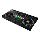 楽器種別：新品DJコントローラーセット/Pioneer DJ 商品一覧＞＞DJコントローラーセット【180，000円〜340，000円】 商品一覧＞＞1998年開店 渋谷発・国内最大級DJ機器専門店です！Pioneer DJ DDJ-REV7 【Serato DJ Pro & rekordbox 無償ダウンロード版対応 DJコントローラー】 DJ機器 DJコントローラー商品説明★Serato DJ Pro ＆ rekordbox 対応 スクラッチスタイル 2ch プロフェッショナル DJコントローラー★まるで音に直接触れているかのような感覚でコントロールができる新規開発のON JOG DISPLAY付きモーター駆動ジョグを搭載し、ターンテーブルを操作するようにDJプレイができます。DDJ-REVシリーズは「DJM-Sシリーズ」ミキサーと「PLXシリーズ」ターンテーブルを組み合わせたレイアウトとなっており、TEMPO SLIDERはデッキ上部に水平に配置、ミキサー部にはPERFORMANCE PADSとLEVER FXを搭載しています。■主な特徴●アナログターンテーブルのような操作性を実現したモーター駆動VINYLIZED JOG各デッキに搭載されている新規開発の7インチモータージョグは、12インチアナログターンテーブル 相当の回転安定性と操作性を備えており、まるで音に直接触れているかのようにDJプレイをすることができます。●お好みに合わせて操作性をカスタマイズできるジョグトルクの設定をHIGH/LOWで切り替えられるだけでなく、スリップシートをお好みのものに交換することでプラッターとトッププレート間の摩擦力を調整できます。トッププレートは指先にひっかかりやすく設計されており、より快適にスクラッチ演奏が行えます。さらに、33?から45rpmへの再生速度の切り替えや、音が完全に停止するまでの時間を調整できるSTOP TIME設定に対応しているので、アナログターンテーブルを操作しているような感覚でパフォーマンスすることができます。●必要な情報を確認できるON JOG DISPLAY各ジョグの中心部に搭載されているON JOG DISPLAYでは、PC/Macに視線を移すことなく、必要な情報を手元で確認できます。どの角度からでも見やすい3.5インチのLCDジョグを搭載しているため、パフォーマンスに集中することができます。ON JOG DISPLAYのDIGITAL MARKERで再生位置を表示するか、付属のマーキングステッカーをジョグ天面に貼ることで、回転位置を把握することができます。●瞬時にスクラッチ音源を呼び出すINSTANT SCRATCH機能本機にはオリジナルのスクラッチ音源4種類が内蔵されています。PC/Macに接続しなくても、INSTANT SCRATCHモードをオンにすることで、いつでも瞬時にスクラッチ音源を呼び出すことができます。ご自身のサンプル音源を使用したい場合は、Serato DJ ProのSCRATCH BANK機能（rekordbox使用時はSAMPLE SCRATCH機能）でアサインしたスクラッチサンプルを瞬時に呼び出して、スクラッチパフォーマンスを行うことができます。●激しいスクラッチにも耐えられるMAGVEL FADER PRO高い評価を得ているMAGVEL FADER PROは、激しいスクラッチにも耐えられる耐久性に加え、クロスフェーダー周辺には耐久性の高い塗装が施されているためトップパネルの摩耗を軽減し、長い間ご愛用いただけます。●新規3種類を含む計22種類の本体内蔵エフェクトダイナミックなトランジションを演出する3種類の新規エフェクトを含む計22種類のBEAT FXを本体に内蔵しています。PC/Macで4つのFX BANKにあらかじめエフェクトを設定しておけば、パフォーマンスをする際に瞬時にエフェクトを呼び出すことができます。またミキサーに内蔵されているエフェクトやSerato DJ Proもしくはrekordboxからも最大で6つのエフェクトを同時に使用することができ、エフェクトレバーで自由に操作できるので、表現の幅が広がります。●可搬性に優れたプロフェッショナルなデザインどこへでも持ち運んでパフォーマンスができるコンパクトな設計を実現しました。ジョグやPERFORMANCE PADS、クロスフェーダーの部分はマット塗装仕上げの金属素材を採用し、ノブやボタンなどの部分はヘアライン仕上げのアルミパネルを採用したことで、それぞれの操作子がひと目でわかるデザインになっています。■その他の特徴・SILENT CUEターンテーブルが回転し始めるときに発生する楽曲の立ち上がり音を再生することなく、HOT CUE操作のみで楽曲を素早く再生できます。・SMOOTH ECHOフェーダーやパッドの操作でエコーを自動的にかけられるので、スクラッチパフォーマンス中やフィンガードラム中でもスムースなミックスができます。・Serato DJ Proとのプラグ＆プレイ対応本機をPC/Macに接続すれば、すぐにSerato DJ Proを使用してDJプレイを始めることができます。付属のSerato Pitch 'n Time DJ Expansion Packをアクティベートすれば、高音質でKEY SHIFTやKEY SYNCなどの機能が利用できます。・Pitch'n time DJバウチャー同梱Serato DJ社の Expansion Packのバウチャーコードをアクティベートすれば、クリエイティブなプレイを可能にする様々な機能を無料で利用することができます。・高音質：ESS DAC当社フラッグシップモデルと同等のESS DACを採用しました。またモーター駆動周波数を調整することでノイズを抑え、高い音質を実現しました。■Specifications◎主な特長・対応ソフトウエア：Serato DJ Pro，rekordbox・DVS Control：Serato DVS（有償アップグレード）・システム要件：Serato DJ Proのシステム要件はserato.comをご参照ください。rekordboxのシステム要件はrekordbox.comをご参照ください。・付属品ACアダプター電源コードUSBケーブル(A-Bタイプ)保証書クイックスタートガイド使用上のご注意Serato DJ Pro Expansion Pack バウチャーマーキングステッカー※店頭、または通信販売にて売却後、敏速な削除は心掛けておりますが、web上から削除をする際どうしてもタイムラグが発生してしまいます。万が一商品が売切れてしまう場合もございますので予めご了承ください。商品詳細◎主な仕様・幅：732 mm・高さ：82.4 mm・奥行き：382.2 mm・本体質量：10.7 kg・サウンドカード：24 bit/48 kHz・再生周波数帯域：20 - 20000 Hz・S/N比110 dB (USB)95 dB (LINE)84 dB (PHONO)・全高調波歪率0.003 %以下 (USB)0.005 %以下 (LINE)＜ 0.017 % (PHONO)・消費電流：DC 24 V， 1 000 mA◎パフォーマンス・コントロール・チャンネル数：2・DECKコントロール：2・TRIMノブ・ジョグサイズ175 mm (Top plate)207 mm (Platter)・Color on jog display・BEAT FXEchoTime Sweep EchoDucking EchoEcho OutFill OutSpiralHelixHelix OutDelayReverbOne-shot SpinOne-shot BrakeDuck DownFlangerPhaserHP FilterLP FilterTransRollFader Synth SineFader Synth SawFader Synth Square・Sound Color FXFilterNoisePitchDub EchoWide Filter・Sampler：8slot x 4bank・Hot Cues：8・パッドモードHot CueRollSaved LoopSamplerPitch PlaySlicer LoopSaved FlipScratch Bank・Manual Loop・Auto Loop/Auto Beat Loop・Slip Mode・Talkover Function・EQ Isolator◎フェーダー・Crossfader Feeling Adjust・Crossfader Curve Adjust◎端子・入力端子2 PHONO/LINE (RCA)2 MIC (XLR & 1/4 inch TRS Jack， 1/4 inch TRS Jack)1 AUX (RCA)・出力端子2 MASTER (XLR， RCA)1 BOOTH (1/4 inch TRS Jack)2 PHONES (1/4-inch stereo jack， 3.5-mm stereo mini-jack)・USB2 USB B端子イケベカテゴリ_DJ機器_DJコントローラーセット_Pioneer DJ_新品 JAN:4573201242433 登録日:2022/01/18 DJセット PCDJ パイオニア パイオニアDJ