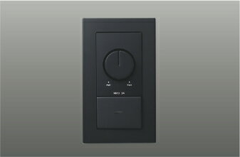 商　品　詳　細商品名コイズミ　インテリア 屋内 照明メーカー名コイズミ　KOIZUMIメーカー器具名称コントローラー・リモコン・調光スイッチ仕様部位・材質・色・仕上げ本体：プラスチック・黒色塗装サイズ高-120 幅-70 出幅-18mm 重-0.2kg補足・注意事項◆1個用スイッチボックスJISC8340/JISC8435取付専用◆3路スイッチ付◆調光した明るさのまま点灯できます◆3A（300VA）まで◆2ヵ所で操作する場合は、別途3路スイッチが必要です※2線式注意事項◆写真方向以外取り付け不可 ※施工・電気工事は専門業者にご依頼ください。 ※イメージ画像は使用するブラウザ・モニターにより色が違って見える場合があります。カテゴリコントローラー・リモコン・調光スイッチ ◆メーカー希望小売価格はメーカーカタログに基づいて掲載しています◆←画像クリックでPCページへ移動します↑モバイルでご使用のお客様へご購入前に必ずPC用ページに切り替えてご確認下さい●スマートフォン用の商品ページは、商品を快適にご覧いただくために最低限の情報のみの掲載となっております。●商品の関連商品や機能説明などPC用ページに切り替えてご確認下さい ［ 人気 商品 検索 画面 はこちらから ］ ●マリンライト特集●アンティーク特集●和風照明特集 ●かわいい照明特集●エクステリア照明TOPへ移動●KOIZUMI照明TOPへ移動 ●関連商品 LED適合調光器 AE57550E 白色13,200円LED適合調光器 AE57551E 黒色13,200円LED適合調光器 AE57552E マットグレー13,200円LED適合調光器 AE49350E 白色9,350円LED適合調光器 AE55448E 白色10,450円 LED適合調光器 AE55449E 黒色10,450円ライトコントローラーTSシリーズ調光器 AE54344E 白色調光タイプBluetooth対応スマートブリッジ対応15,400円ライトコントローラーTSシリーズ調光器 AE54347E 黒色調光タイプBluetooth対応スマートブリッジ対応15,400円