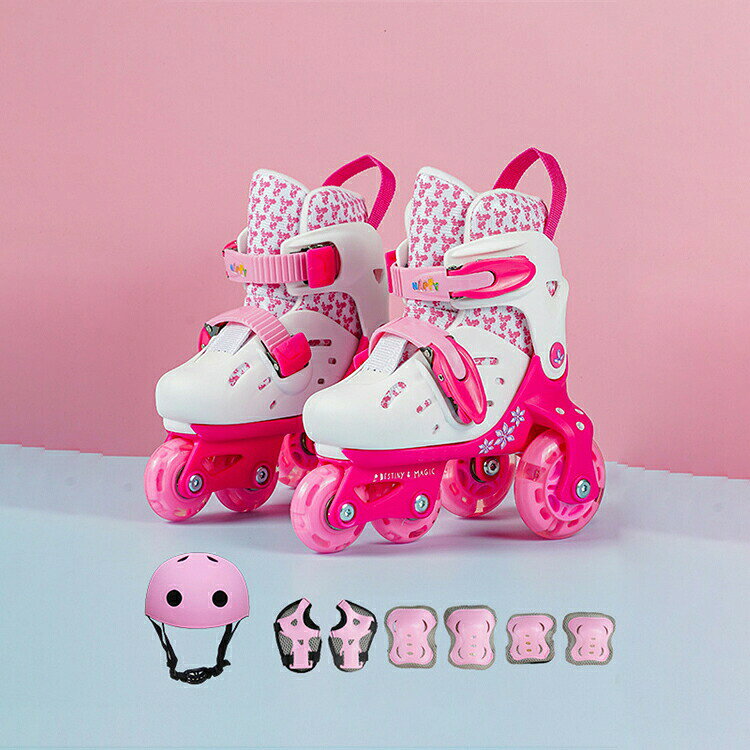 ローラースケート ローラーシューズ 子供用 ジュニア キッズ サイズ調整可能 発光 初心者向け クワッドローラー インラインスケート ローラーブレード ローラーシューズPU★工具不要、一つボタンで0.6センチ間隔の4段階サイズに変更できます。XS:16−18.5 S:19~21.5cm 2つ種類サイズを選べ、家族で楽しめます！ ★大きな特徴は、なんと！ウィールが回転するとィールが光ります！！暗い場所だとキレイに光るのが分かります！、ホイールはABEC-7ベアリング採用して、スムーズを保証します！ ★4つウイールが三隅に配置され、安定感が大幅に向上させ、初心者でもトライしやすいです。 ★プッシュボタン方式で簡単にサイズの調節できるようになっており、成長過程のお子様が長い間履き続けられるようになっています。 ★1*スケート1*ニーパット,1*エルボーパット等の防護具(プロテクター)