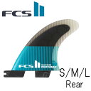 メーカー希望小売価格はメーカーカタログに基づいて掲載していますBRAND FCS 世界中のサーファーが、より良いサーフィンライフを送れるような製品を研究する「FCS」 「FCS（エフシーエス）」は、高品質なサーフアクセサリーをデザイン、製造、販売するメーカーで、世界中のマーケットでサーフアクセサリーのトップブランドとして君臨しています。 世界中のサーファーのパフォーマンス性、エンジョイメント性をよりアップさせられるよう、道具の進化とサーフ文化の向上に日夜研究が重ねられています。 ITEM フィン INFO ■What's FCS-2 System〜■ 着脱式フィンシステムの先駆者である”FCS”が満を持してリリースした”FCS2”は、サーフィンの3つの重要な要素であるサーファー、サーフボード、フィンを融合したアイデアを駆使し、最も高いレベルのサーフィンを可能にするためにデザインされた。また、この”FCS2”システム専用に開発されたフィンは、スクリューもキーも必要なく、瞬時の脱着が可能になった。この新しい”FCS2”システムを使ったサーファーは、更なるドライブ性、加速性、レスポンスの高さに驚かされるだろう。”FCS2”システムは、よりハイレベルなサーフィンを可能にし、最新の着脱式フィンシステムのテクノロジーとパフォーマンスをサーファーに届ける。 ■What's Model Info〜■ ”FCS”のエッセンシャルシリーズは、”FCS”社が20年にも及ぶフィン研究で得た知識と共に、サーファー、シェイパー、流体力学の専門家の意見をうまく融合させ、4つのハイパフォーマンスフィンを完成させたものだ。それぞれのフィンは、あらゆる波のコンディションを想定した上で、目的、使用用途を考えられデザインされている。この4つの違ったフィンを持っていれば、世界中でどのようなコンディションであろうと完璧なフィンセッティングが可能。最高のパフォーマンスが約束されるのだ。 パフォーマンスコア（PC）は、フレックス性のバランスの良いファイバーグラス素材を使用。ハニカム構造なのでの軽量なフィンです。あらゆるコンディションで使用可能で、ドライブ性、スピード性コントロール性のバランスにたいへん優れています。適度なフレックスと硬めな素材により、程よいフレックスフィーリングとキレのよいスムーズなターンフィーリングを得られます。 ・クワッドリアトレーラー ・加速力、バランス性と反応性の高いオールラウンドに使えるフィンデザインとなっています ・高い安定性と信頼性。ターンとターンの間で、フローの操作性とスピードのバランスを取れるよう作られています ・幅広い種類のサーファー、コンディション、ボードに対応可能な万能フィン SIZE ・Small(55kg-70kg)/Base:97mm/Depth:101mm/Area:7150mm2/Sweep:32.4°/Foil:80/20 ・Medium(65kg-80kg)/Base:104mm/Depth:108mm/Area:8150mm2/Sweep:32.4°/Foil:80/20 ・Large(75kg-90kg)/Base:110mm/Depth:115mm/Area:9150mm2/Sweep:32.4°/Foil:80/20 ORDER ※お取り寄せについて※ ・ご注文後メーカー在庫確認の上、商品入荷次第の発送となります。 （入荷までに2〜3日のお時間を頂きます） ・メーカー在庫欠品の場合ご注文をキャンセルとさせて頂きます。