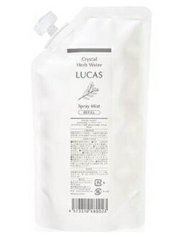 ■LUCAS ルカスのシリーズはこちら！ 商品名 クリスタル＆ハーブウォーター LUCAS ルカス 詰め替え用 商品特徴 水晶のさざれが入った、「クリスタル＆ハーブウォータースプレー LUCAS ルカス 水晶入りボトル」の詰め替え用です。ホワイトセージの香りが特徴。爽やかでフレッシュな空間を創ります。※スプレーボトル2本分です。 内容量 200ml 原材料 水晶抽出水溶性珪素濃縮溶液、セージ油、エタノール、水、BG、PPG-6 デシルテトラデセス -30 ご使用方法 「クリスタル＆ハーブウォータースプレー LUCAS ルカス 水晶入りボトル」の詰め替え用としてご使用下さい。 使用上の注意 ●火気付近ではご使用にならないでください。●水分に弱い性質の天然石へのご使用は避けて下さい。●飲用ではありません。●万が一、目や口に入った場合は直ちにきれいな水で洗浄し、専門医にご相談ください。●ペットや小さなお子様の手の届かない所でご使用、保管してください。●直射日光が当たる場所や高温多湿の場所には保管しないでください。●他の用途には使用しないでください。●衣類等についた場合はシミになる恐れがありますのでご注意ください。●使用中気分が悪くなった場合は直ちに使用をやめ、すみやかに換気してください。 広告文責 株式会社スパーク 0276-52-3731 【関連キーワード】クリスタル ハーブウォーター スプレー 浄化 浄化スプレー LUCAS ルカス 詰め替え用 詰替用 水晶 ボトル 天然石 パワーストーン セージ 水晶スプレー ヒーリング フレグランス 爽やか リフレッシュ 空間 アクセサリー 洗浄 おすすめ 人気 通販 販売 プレゼント 贈り物 お祝い 贈答品 おくりもの