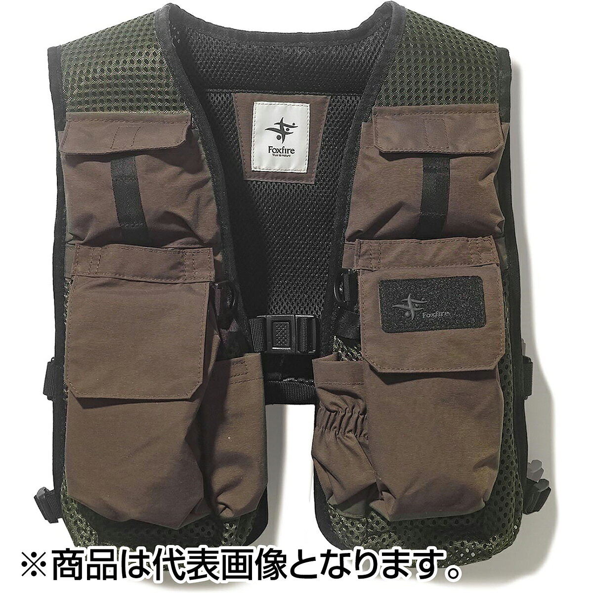 山岳渓流や夏季釣行を想定した、ミニマルなメッシュベスト左右両側の前面ポケットに、重量のある水分ボトルをいれることが可能で、重くなりがちなバックポケットとの荷重バランスをとれるよう設計されています。十分な積載キャパシティを確保しながらも極力面積を抑えたデザイン、そしてメッシュ構造生地により、軽量で、蒸れ感もなく着用できます。さらにサイドストラップで身幅も自由に調節可能で、天候による着衣量の変化や、ウェーダー/ウェットウェーディングのスタイル変化にも対応します。タフなシーズン、タフな渓で、安全・快適に釣りをするために、豊富な経験を持つプロフェッショナルフィッシングガイド(渋谷直人氏)の優れた知恵によって創られた、真に実践仕様のベストです。★仕様・規格・寸法★素材:ナイロン100％裏地：ラッセルメッシュ(ポリエステル100％)重量:360g