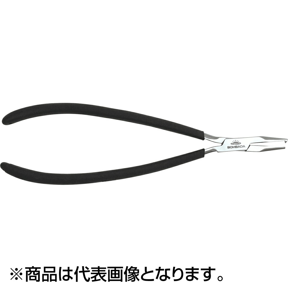 あらゆる怪魚やルアーフックから手を守る!アマゾンフィッシングから生まれたこだわりのロングアームプライヤーを冒険者のために。ビッグフィッシュを狙うアングラーには、一本でフック、リング交換などの作業をこなし、安全に魚からフックを外せるプライヤーが必須。”ジャカレ”はそんな思いを叶えるために生まれた実戦的アイテムです。強烈に暴れる魚に付いたルアーは凶器以外の何物でもありません。アマゾンでもフィッシュグリップなどでキャッチした魚からルアーを外す時に手にフックが刺さるという事故が最も多いのです。従来のロングノーズプライヤーではフックまで力が伝わりにくく、掴んだフックがよく滑る傾向にありました。そこで、ニッパーと同じようにノーズが短くアームが長いという比率で梃子の原理をより活かし、強く物を掴むことができるようにしました。スプリットリングやフックチェンジの際には手前側を掴んで出来るようになっているアーム形状も特徴です。ジャカレは国内外淡水海水を問わず、地球上全てのフィールドを冒険をするあなたのために開発されたプライヤーです。★仕様・規格・寸法★従来のヘビーデューティーなプライヤーに比べ、無駄な重量を抑えましたリングサイズは使用頻度の高い #2 ? #6 をメインで使用しやすいようにしましたメンテナンスに手のかからないステンレス製
