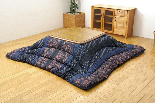 【メーカー直送】イケヒコ こたつ布団 正方形 掛布団単品 厚掛けタイプ 日本製 国内プリント生地使用 国内綿入れ 東レマッシュロン綿 ボリューム 側地綿100% フィットキルト加工 洗える 手洗い 更紗風柄 ブルー 約205×205cm 「万葉」|1160180040103 [3]