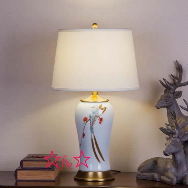 大型照明スタンドライト テーブルランプ デスクライト． 高級陶器卓上ステンド 高さ64cm