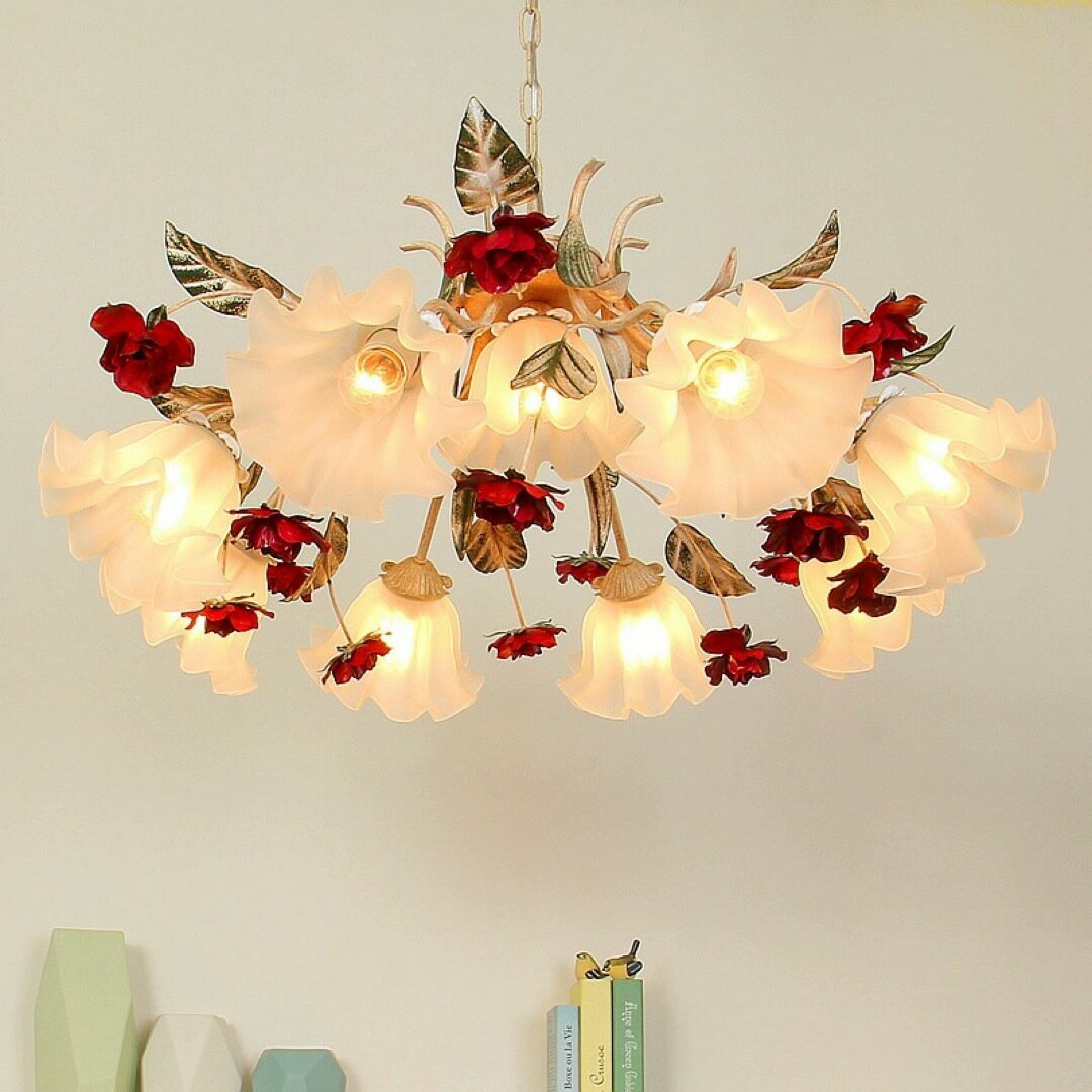 高級感ペンダントライト 洋風照明．シャンデリア．北欧デザイン　電源直結タイプ 花
